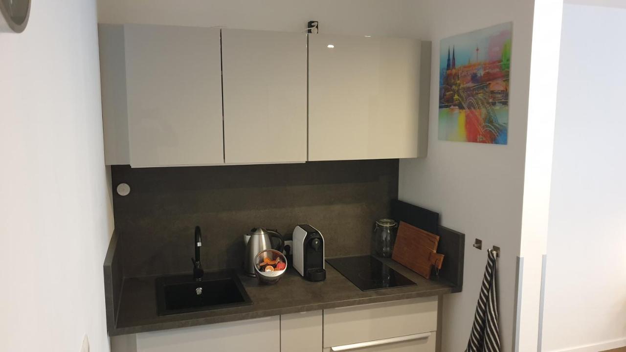 Apartment Airport Köln Ngoại thất bức ảnh